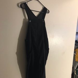 Long black oversized overalls